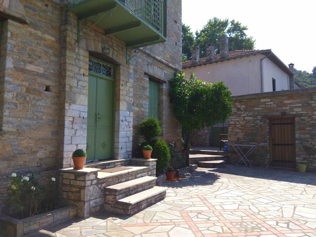 Marina Traditional Stonehouse Afétai エクステリア 写真
