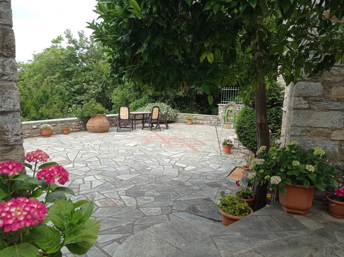 Marina Traditional Stonehouse Afétai エクステリア 写真